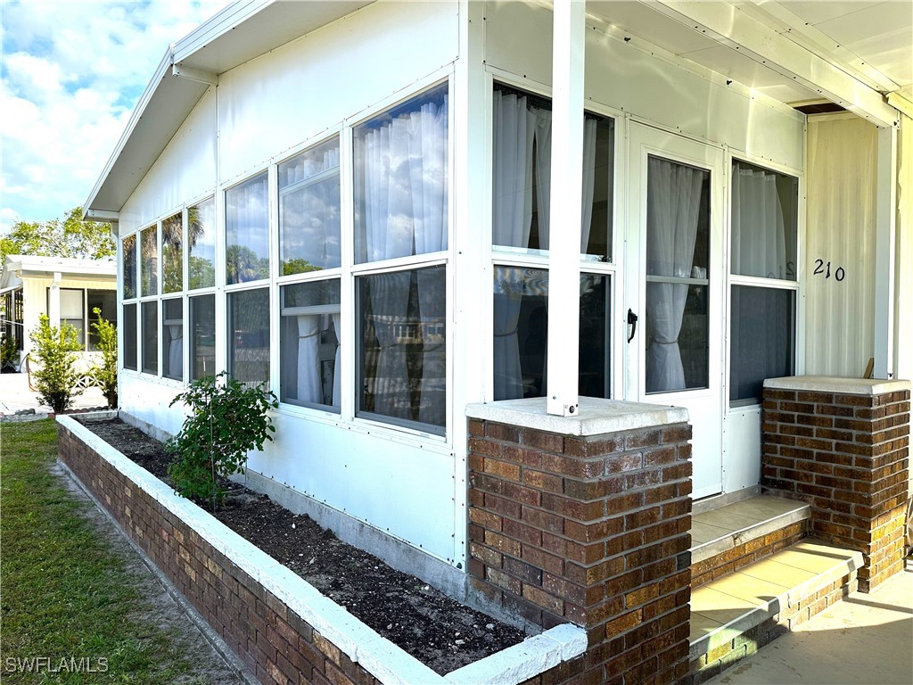 210 Pine Key Lane #210 Naples FL 34114 225027974 image3