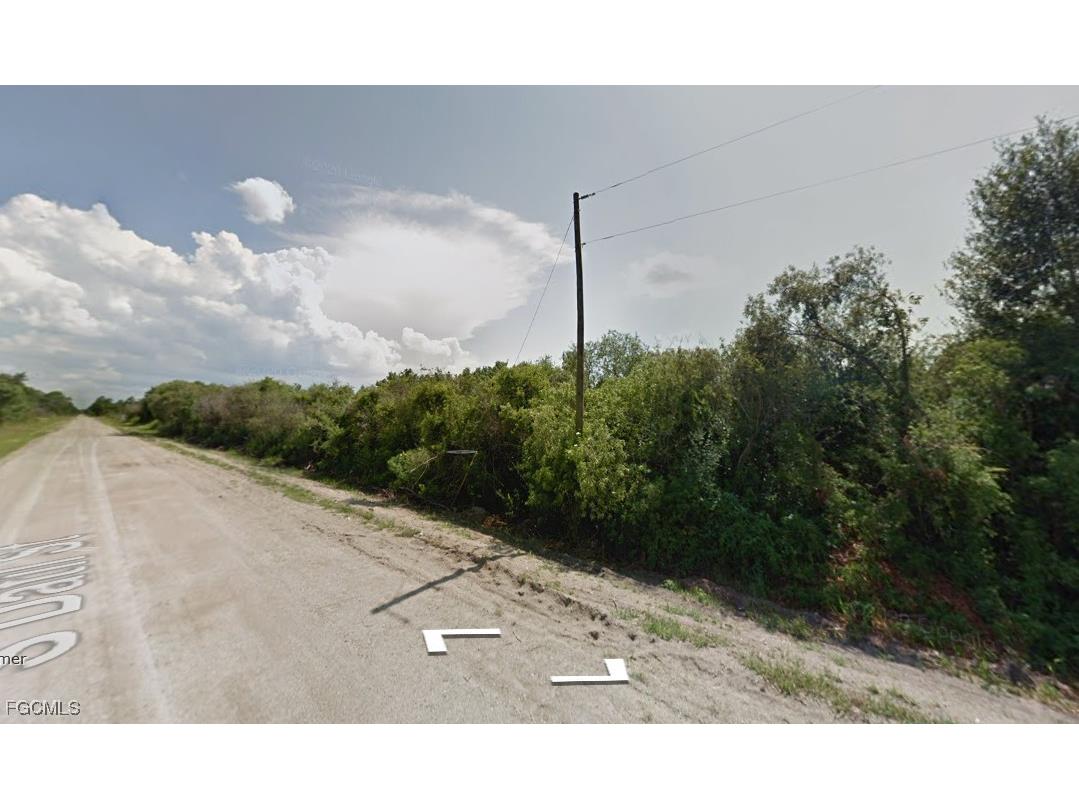 210 S Datil Street Clewiston FL 33440 2025021642 image4