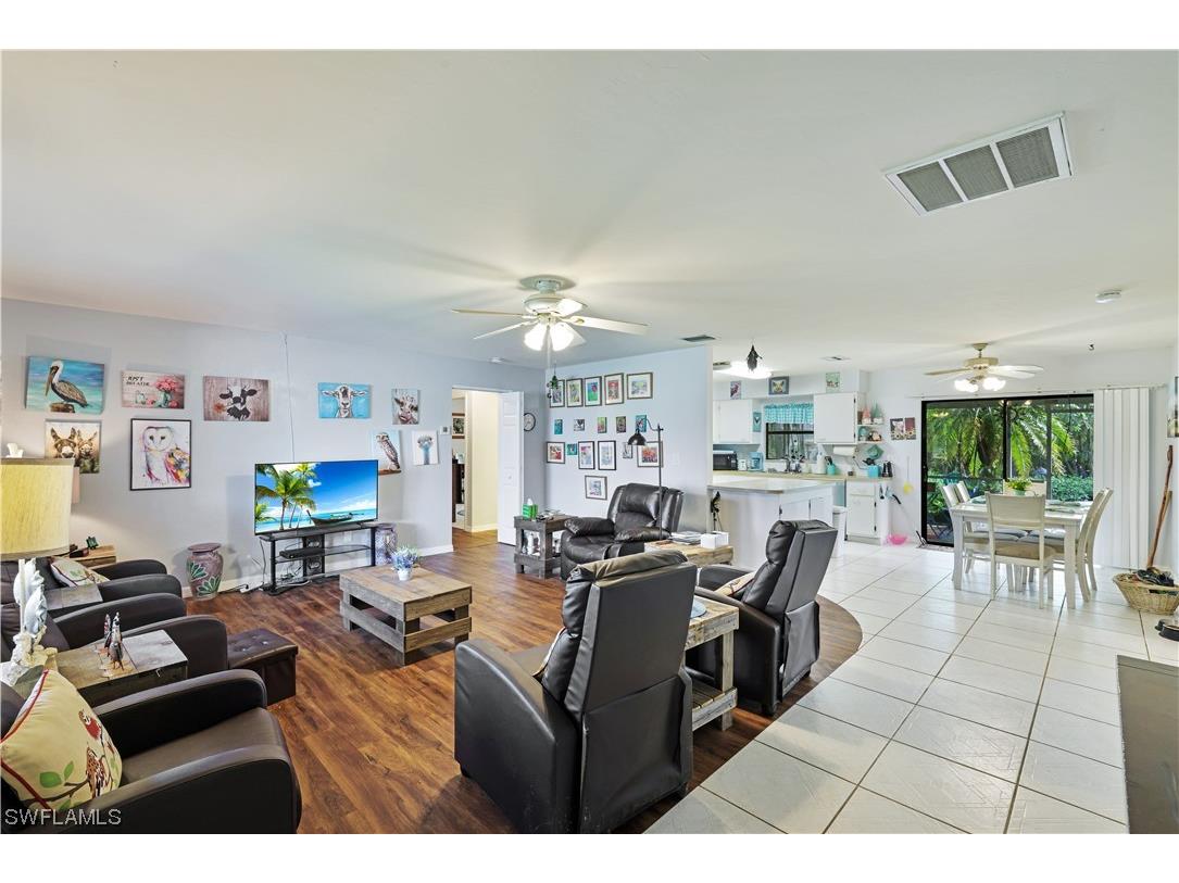 210 SE 19th Lane Cape Coral FL 33990 223021729 image1