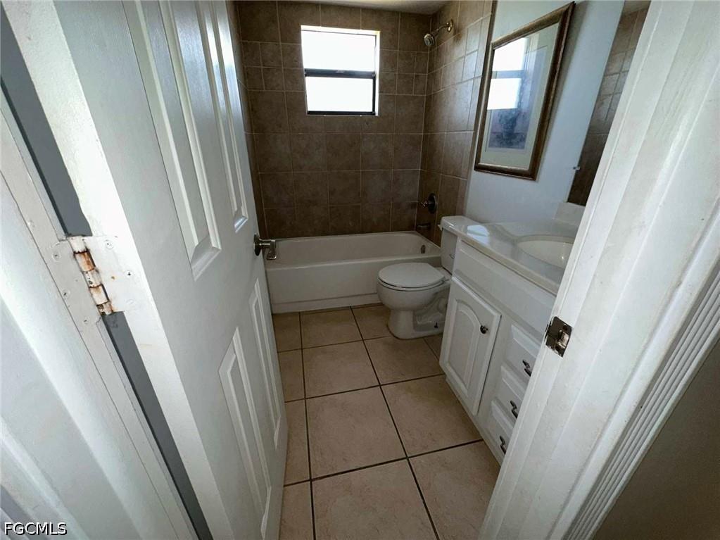 210 SE 4th Street Cape Coral FL 33990 2026020533 image12
