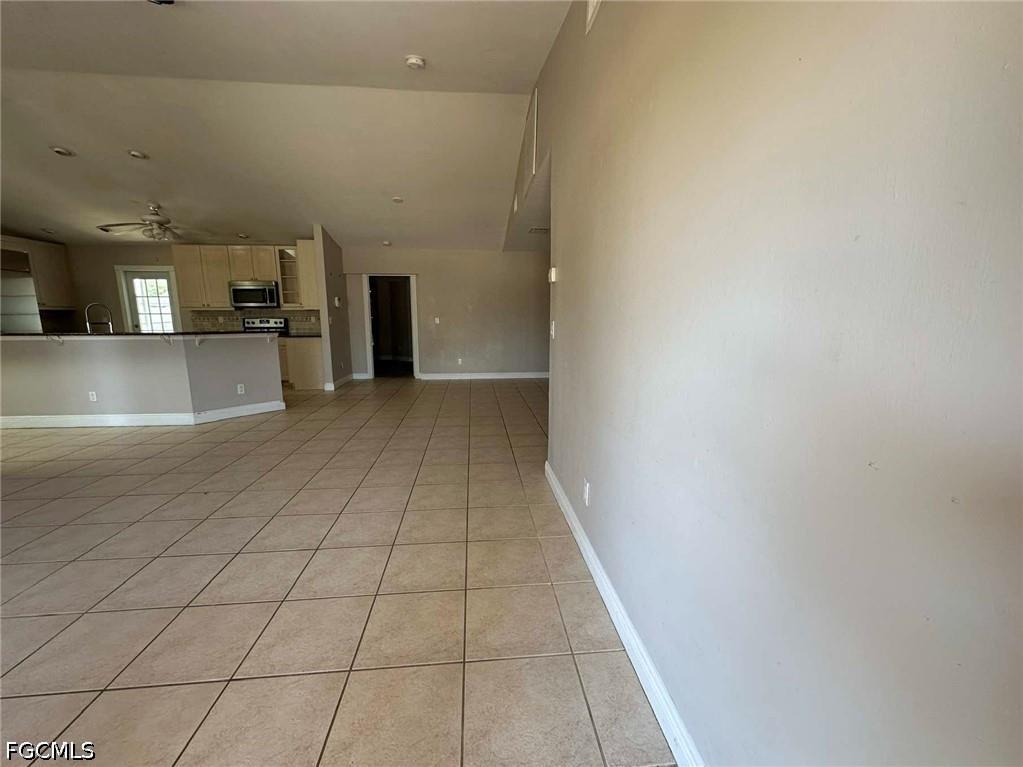 210 SE 4th Street Cape Coral FL 33990 2026020533 image3