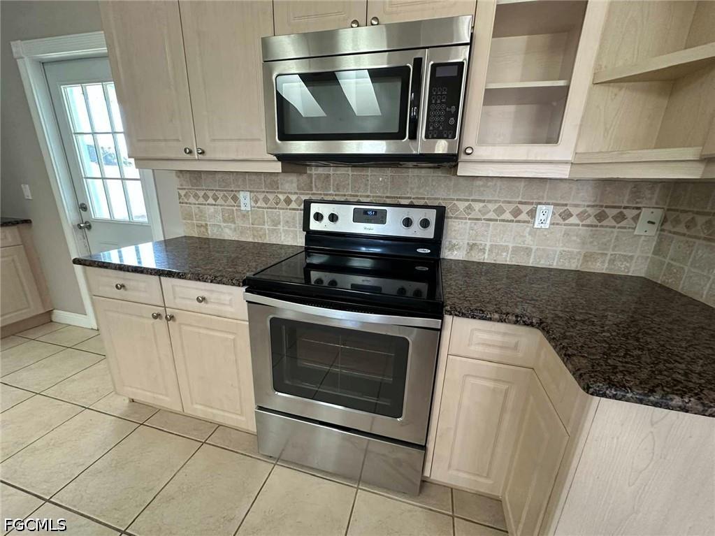210 SE 4th Street Cape Coral FL 33990 2026020533 image6
