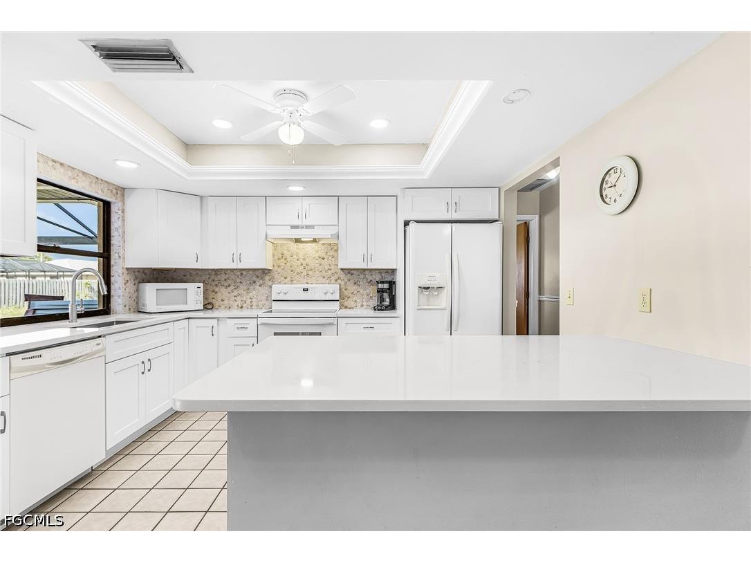 210 SW 43rd Lane Cape Coral FL 33914 2026022411 image9