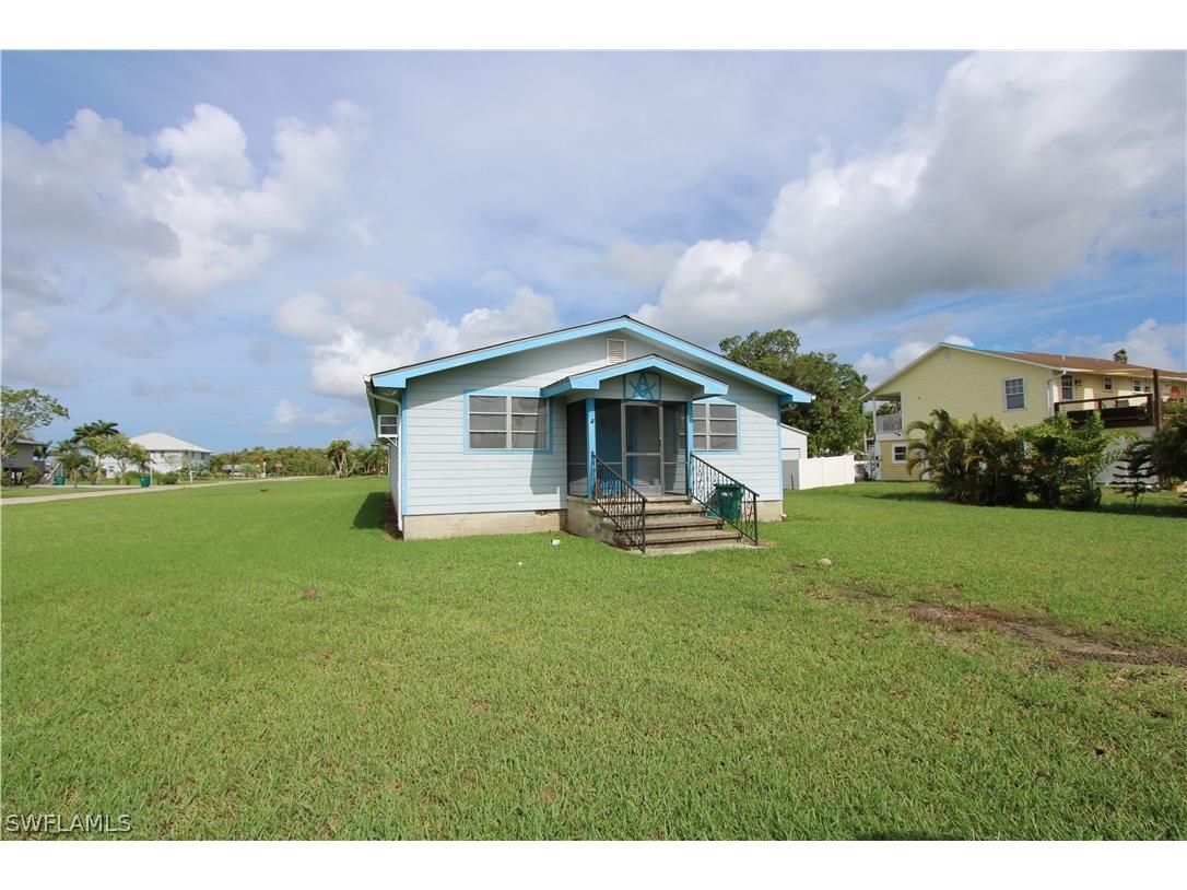 210 Storter Avenue S Everglades City FL 34139 224053289 image1