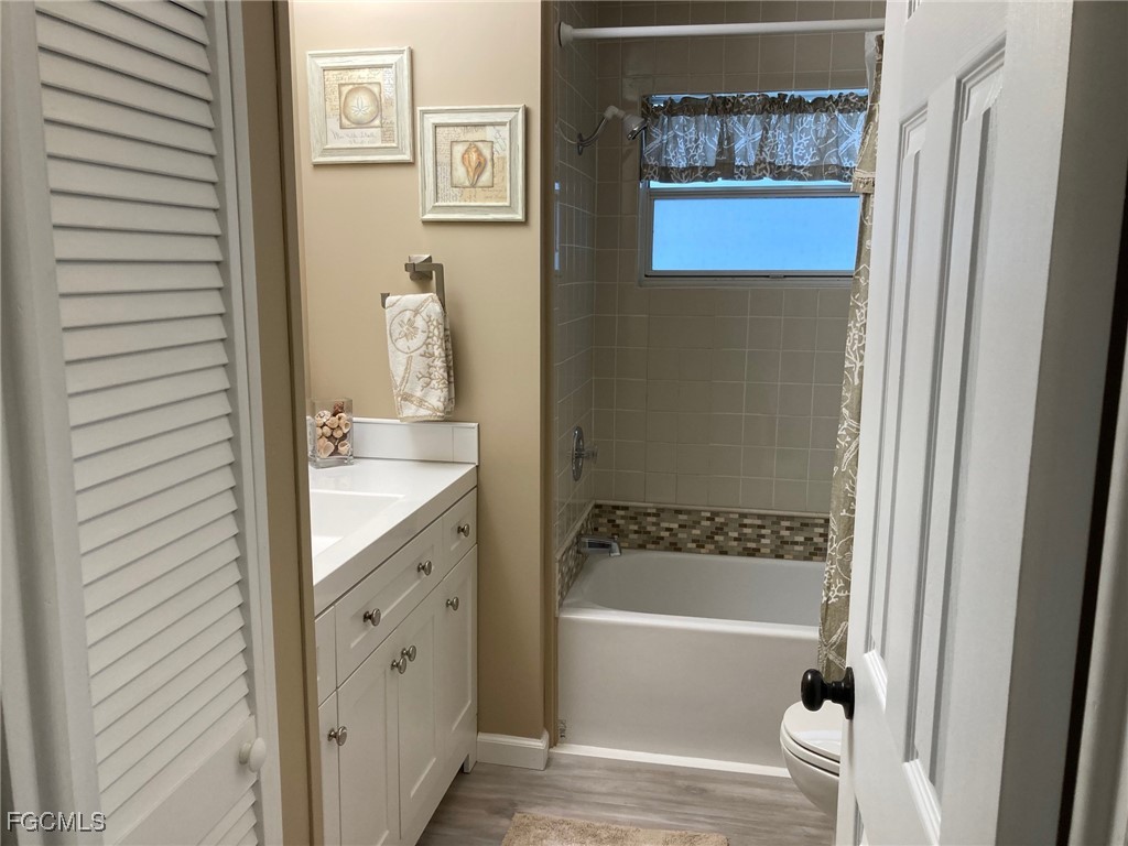 210 Sun Circle Fort Myers FL 33905 2025013236 image14