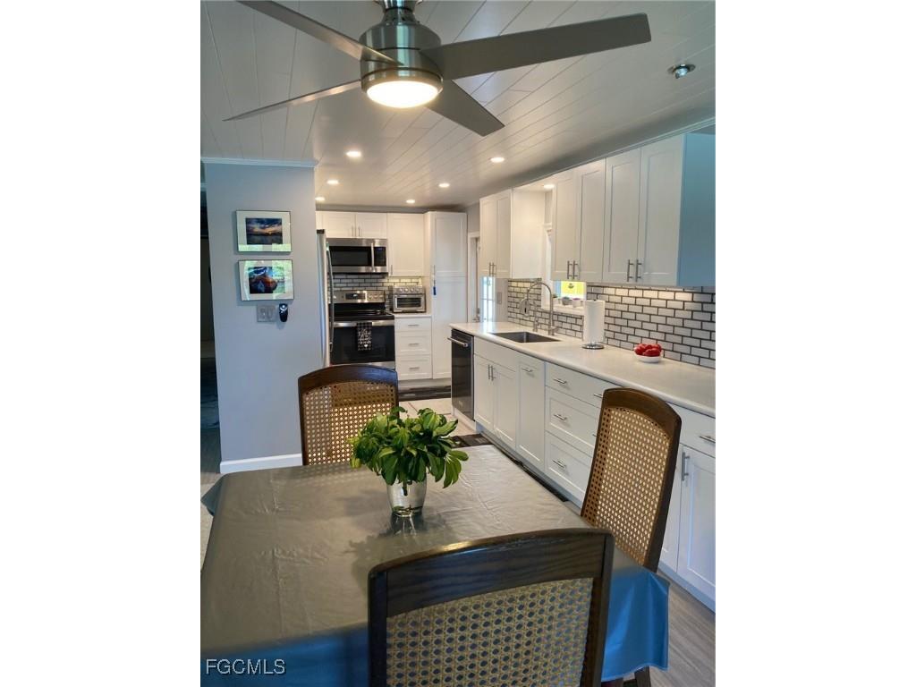 210 Sun Circle Fort Myers FL 33905 2025013236 image3