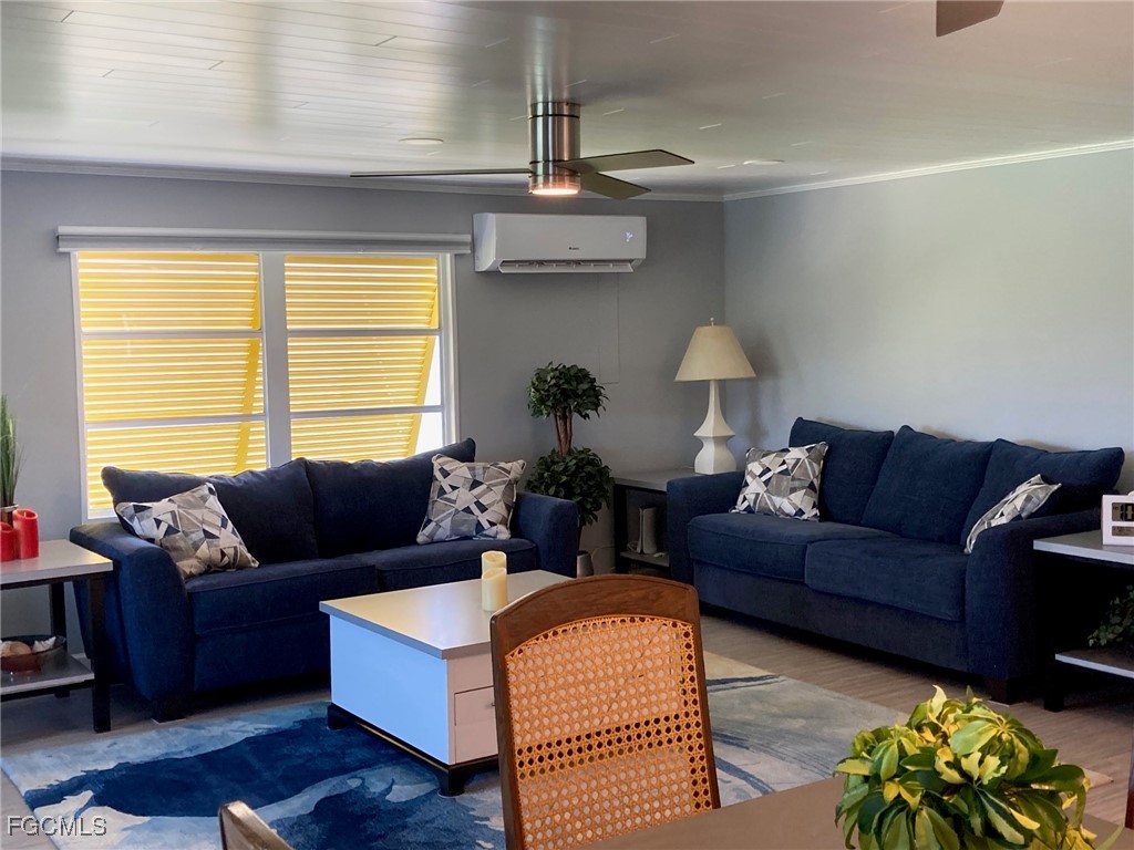 210 Sun Circle Fort Myers FL 33905 2025013236 image8