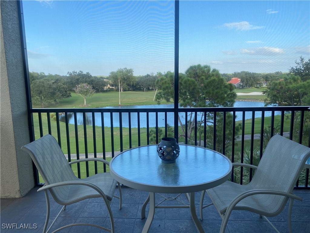210 Vintage Circle #C401 Naples FL 34119 225067679 image2
