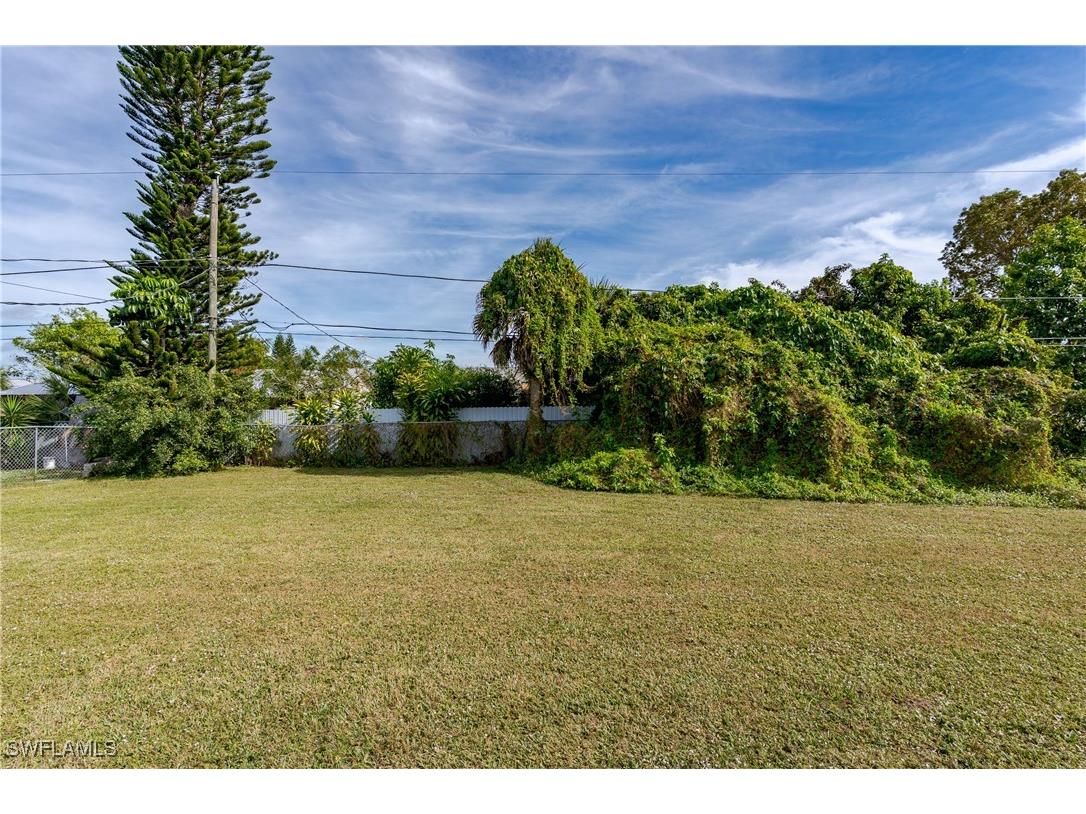 2100 55th Terrace SW Naples FL 34116 225083731 image12