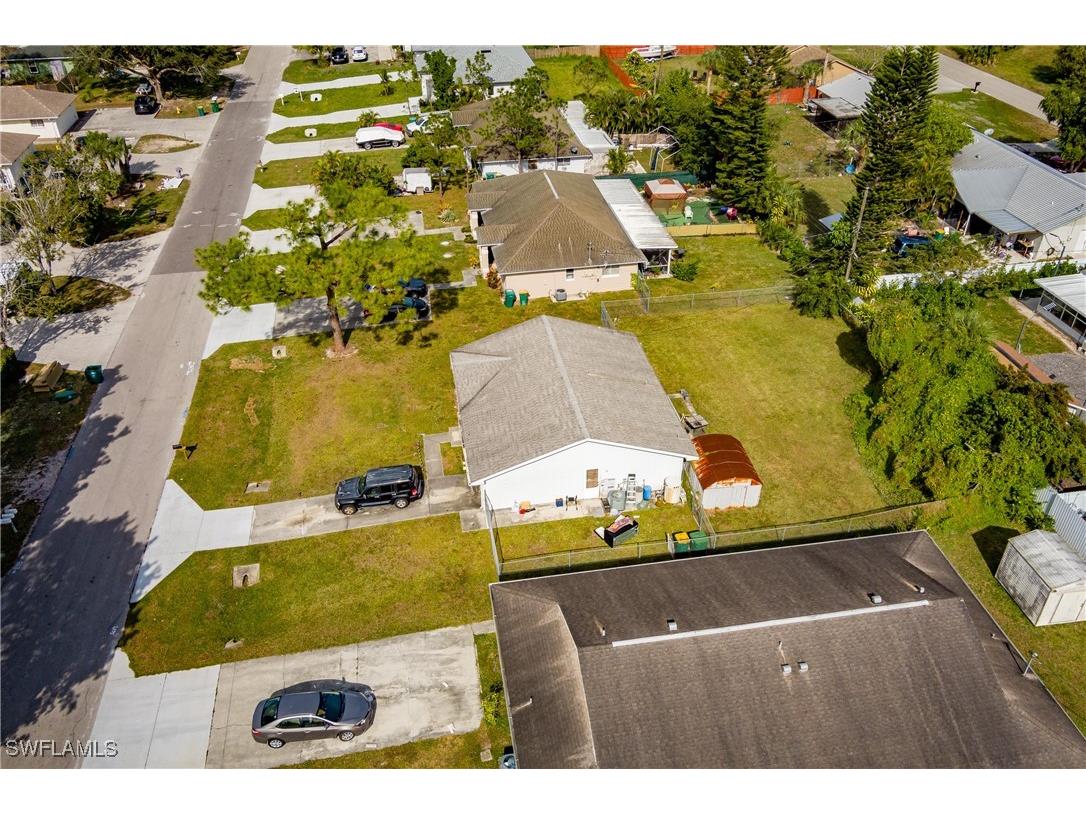 2100 55th Terrace SW Naples FL 34116 225083731 image16