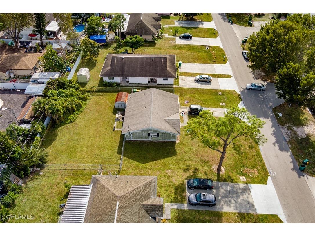 2100 55th Terrace SW Naples FL 34116 225083731 image21