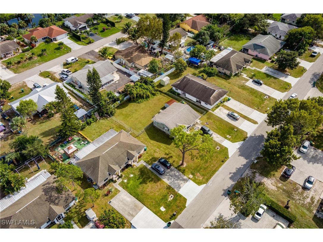 2100 55th Terrace SW Naples FL 34116 225083731 image22