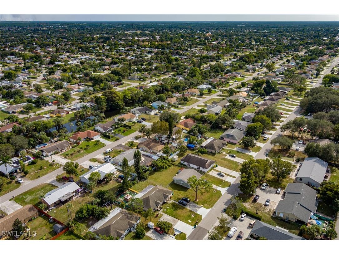 2100 55th Terrace SW Naples FL 34116 225083731 image28