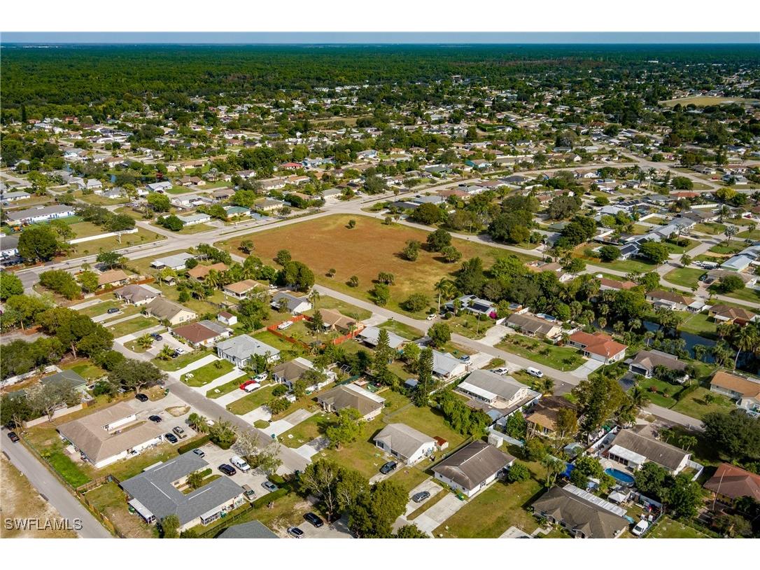 2100 55th Terrace SW Naples FL 34116 225083731 image30