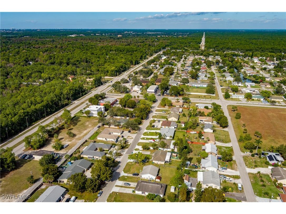 2100 55th Terrace SW Naples FL 34116 225083731 image31