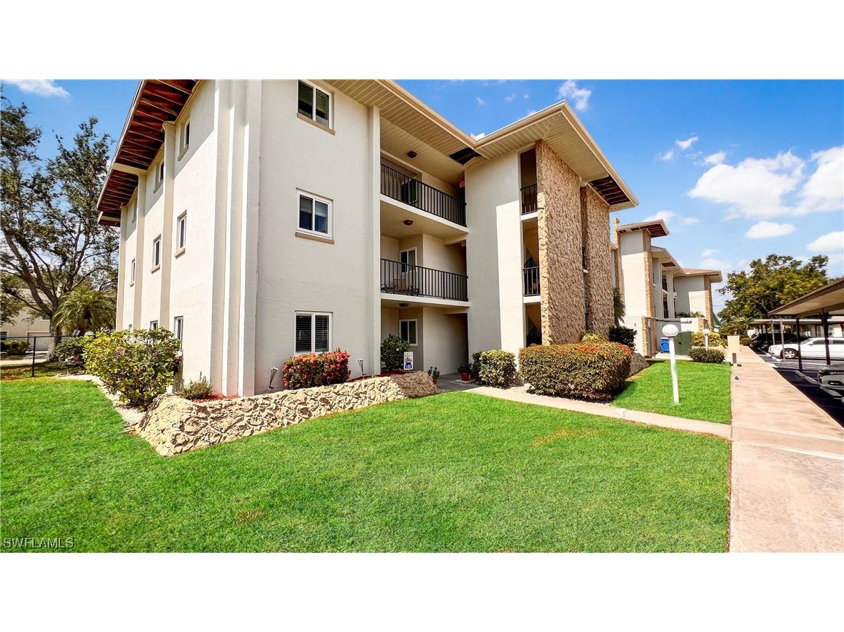 2100 Barkeley Lane #1 Fort Myers FL 33907 223044638 image1