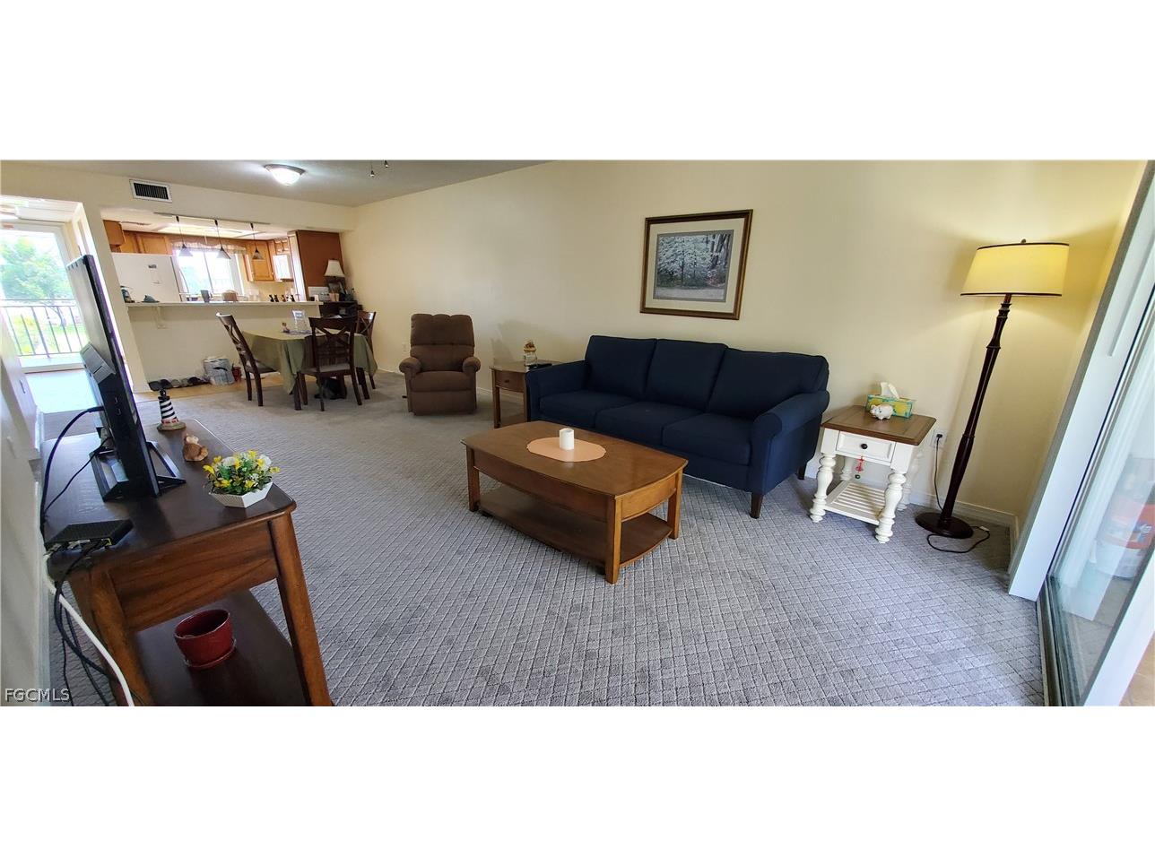 2100 Barkeley Lane #19 Fort Myers FL 33907 2026012766 image4