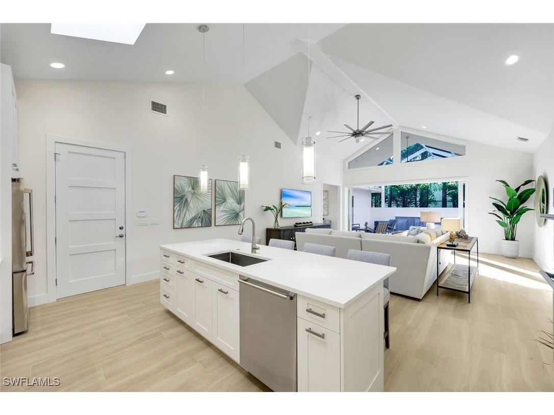 2100 Curtis Street Naples FL 34112 225078386 image10