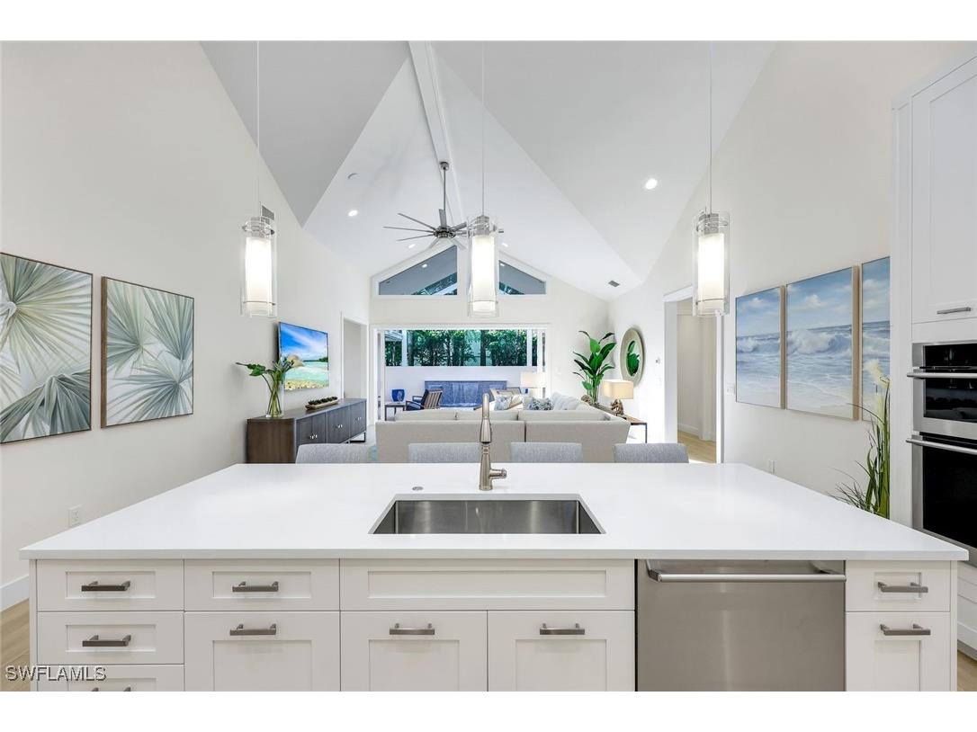 2100 Curtis Street Naples FL 34112 225078386 image11