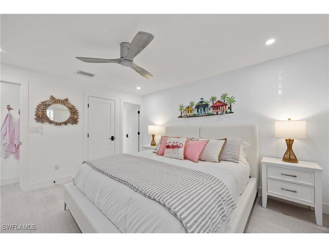 2100 Gulf Shore Boulevard N #101 Naples FL 34102 225074868 image16