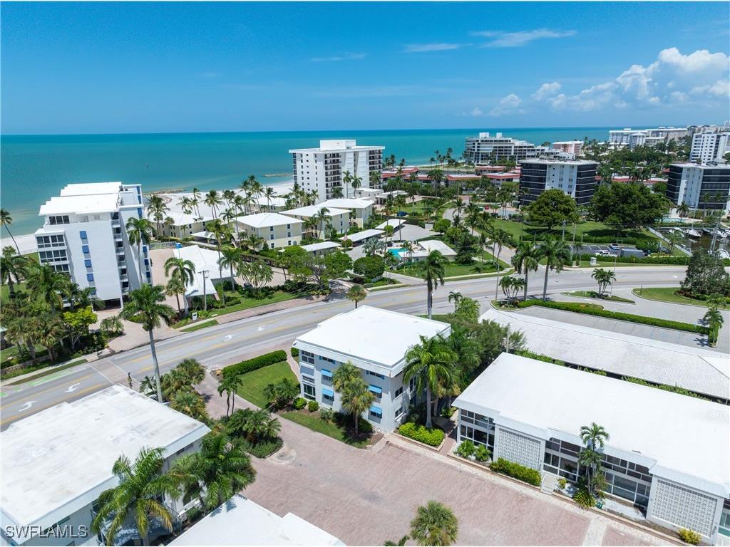 2100 Gulf Shore Boulevard N #101 Naples FL 34102 225074868 image28