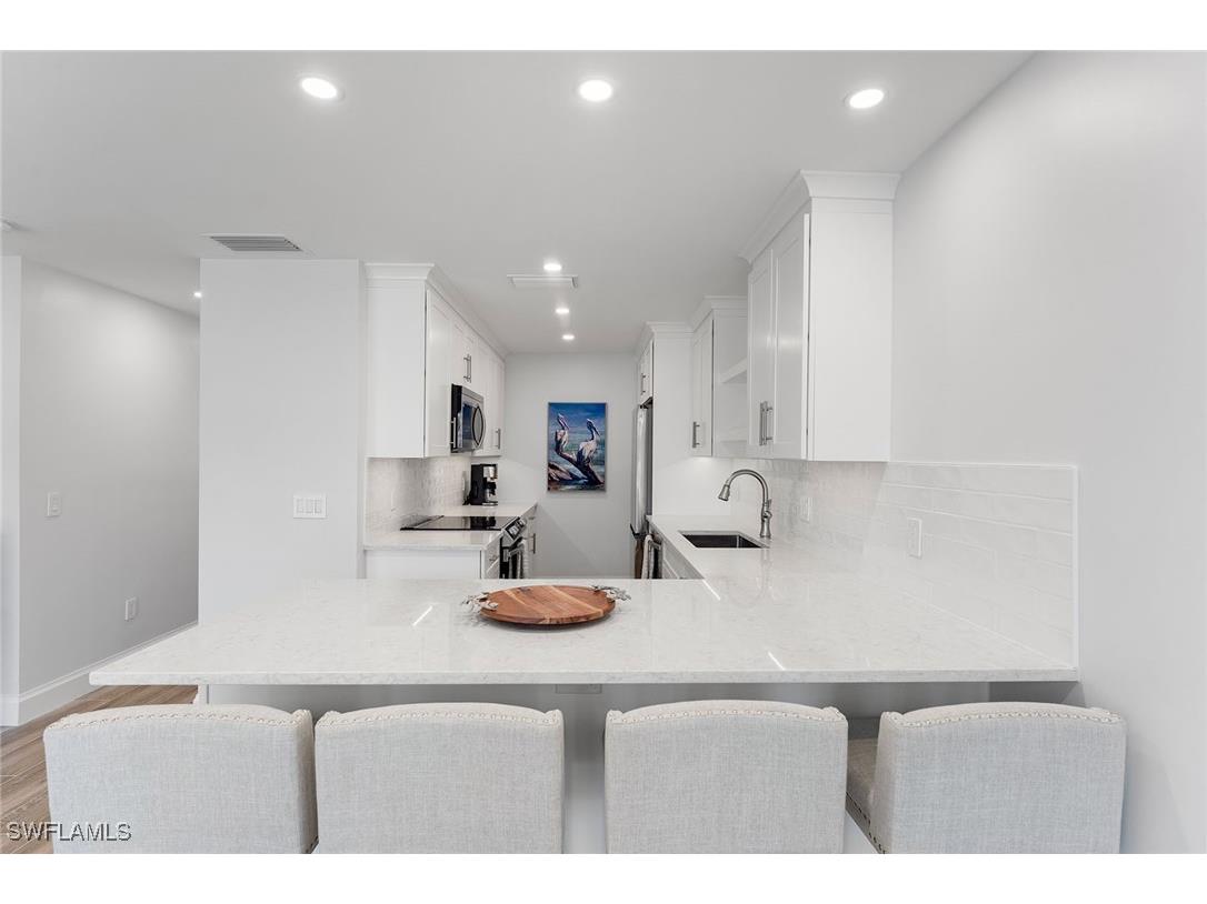 2100 Gulf Shore Boulevard N #107 Naples FL 34102 225076655 image12