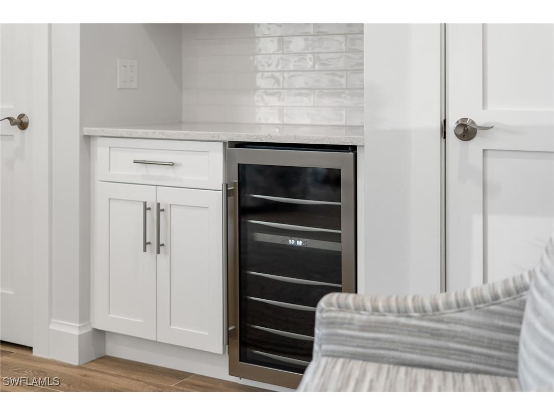 2100 Gulf Shore Boulevard N #107 Naples FL 34102 225076655 image33