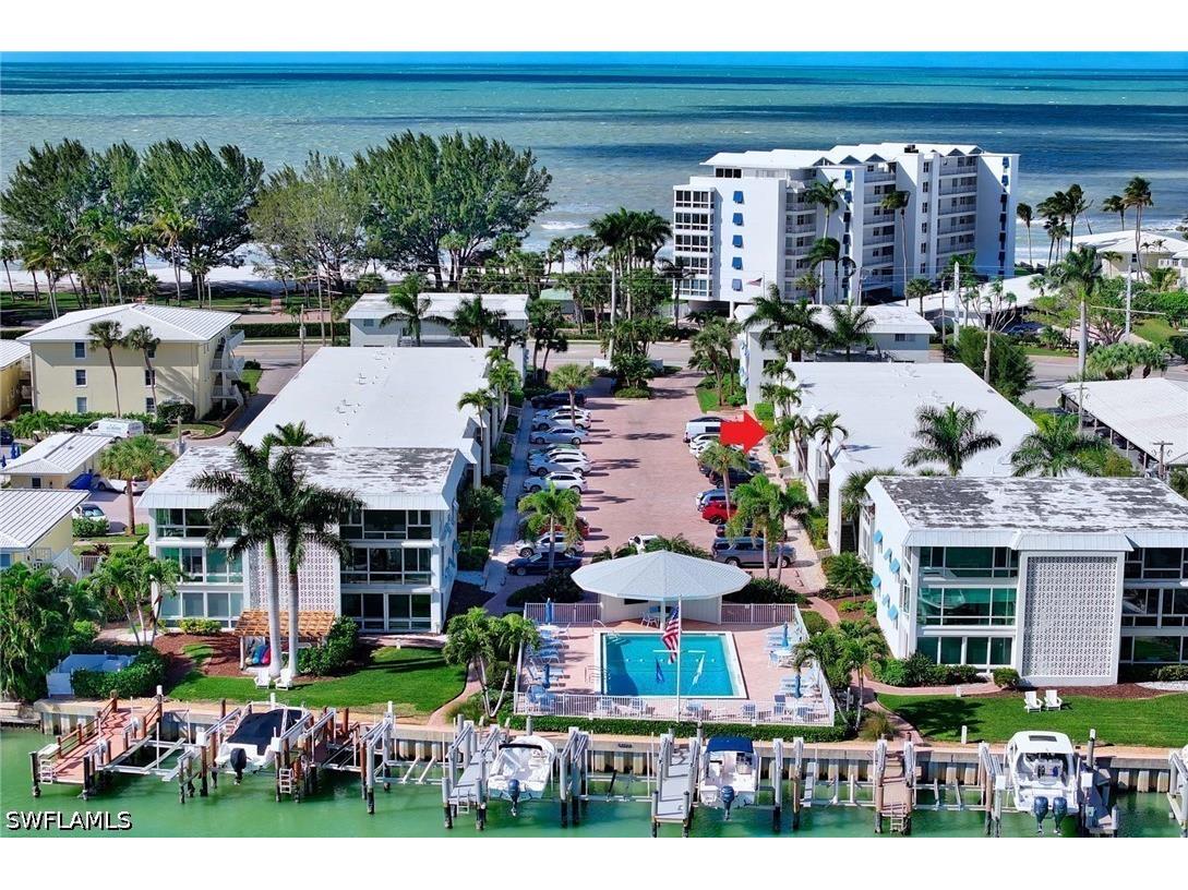 2100 Gulf Shore Boulevard N #107 Naples FL 34102 226020211 image1