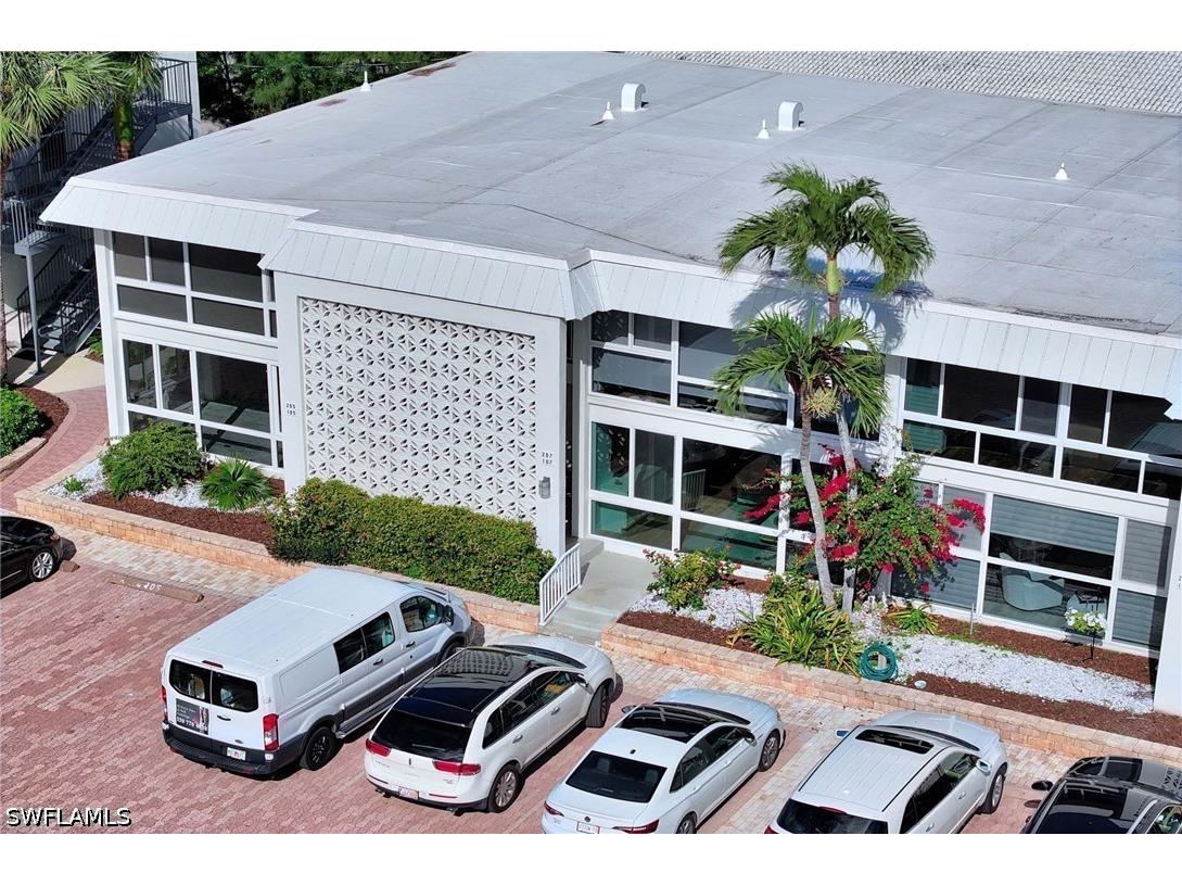 2100 Gulf Shore Boulevard N #107 Naples FL 34102 226020211 image33