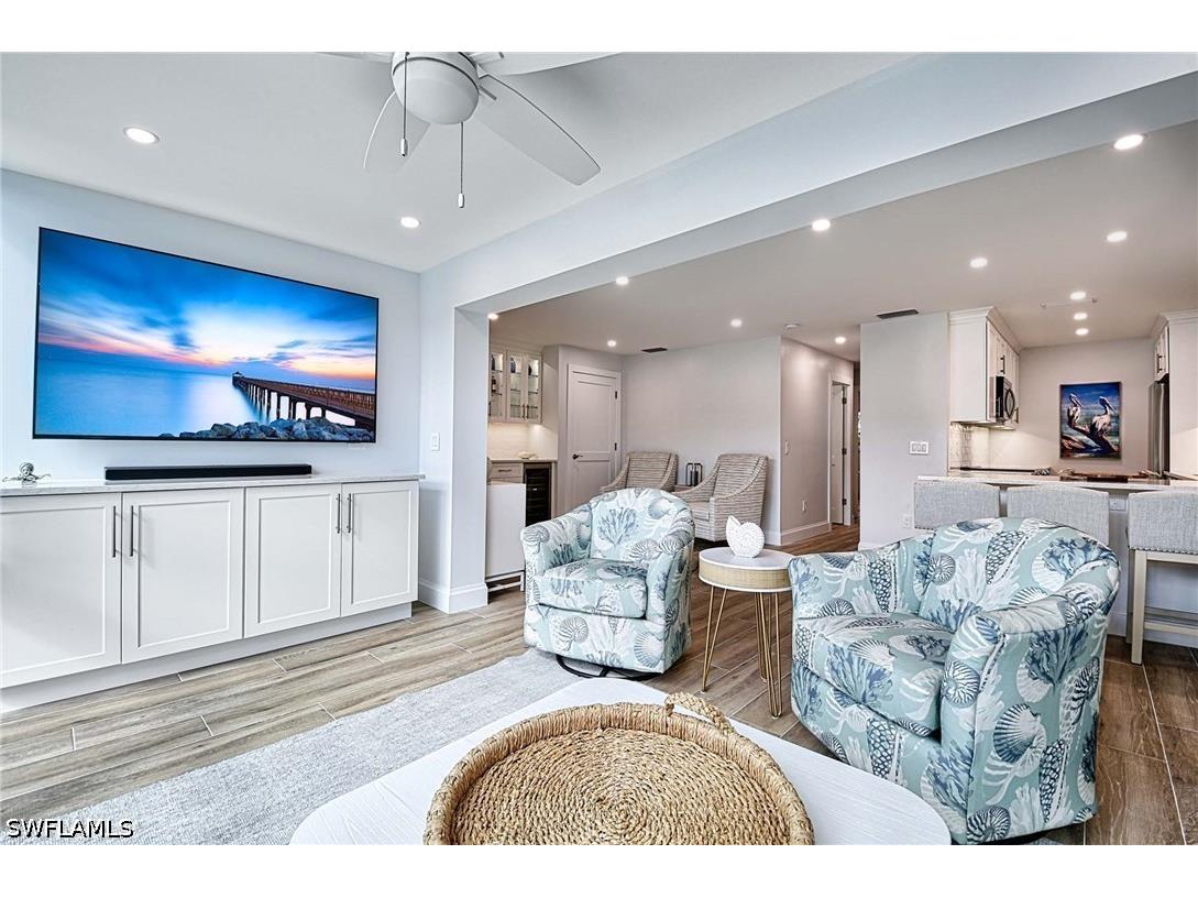 2100 Gulf Shore Boulevard N #107 Naples FL 34102 226020211 image5