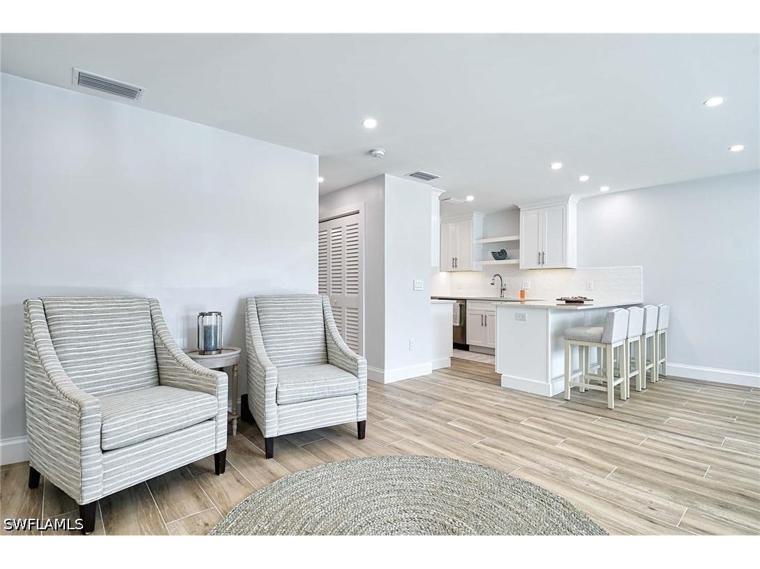 2100 Gulf Shore Boulevard N #107 Naples FL 34102 226020211 image7