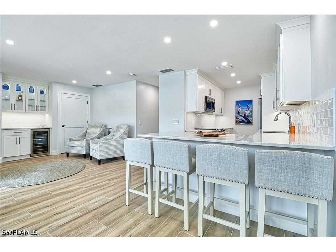 2100 Gulf Shore Boulevard N #107 Naples FL 34102 226020211 image8