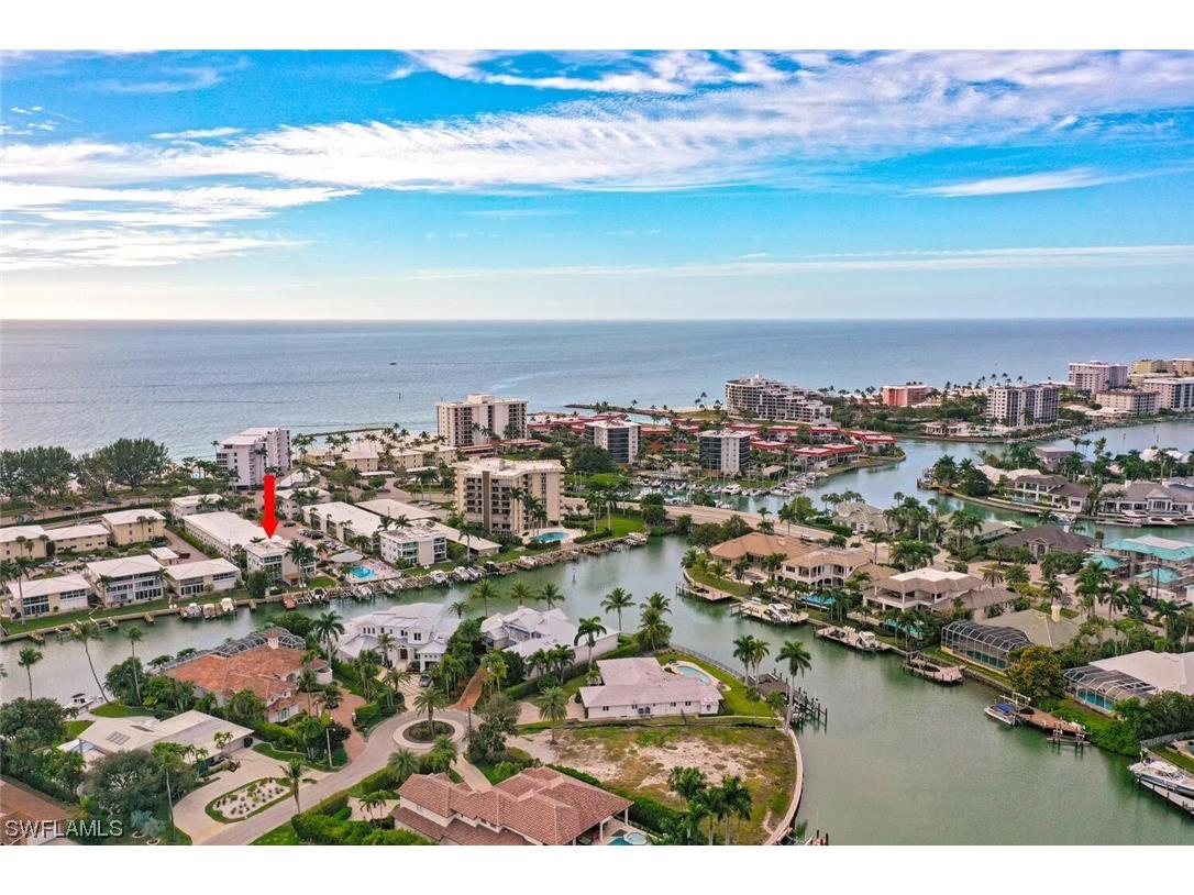 2100 Gulf Shore Boulevard N #112 Naples FL 34102 224004565 image1