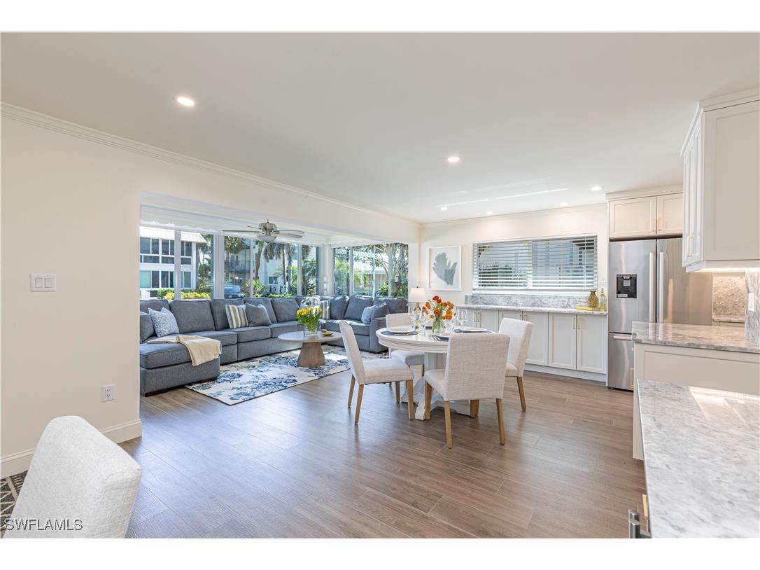 2100 Gulf Shore Boulevard N #118 Naples FL 34102 225048747 image1