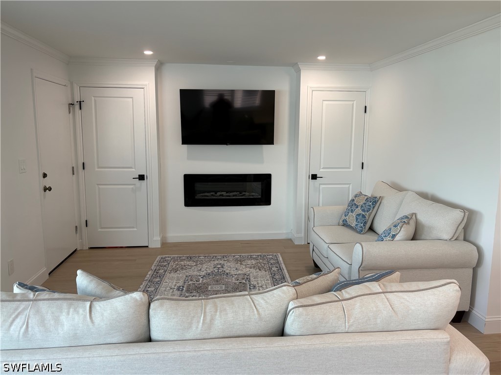 2100 Gulf Shore Boulevard N #120 Naples FL 34102 226023192 image2