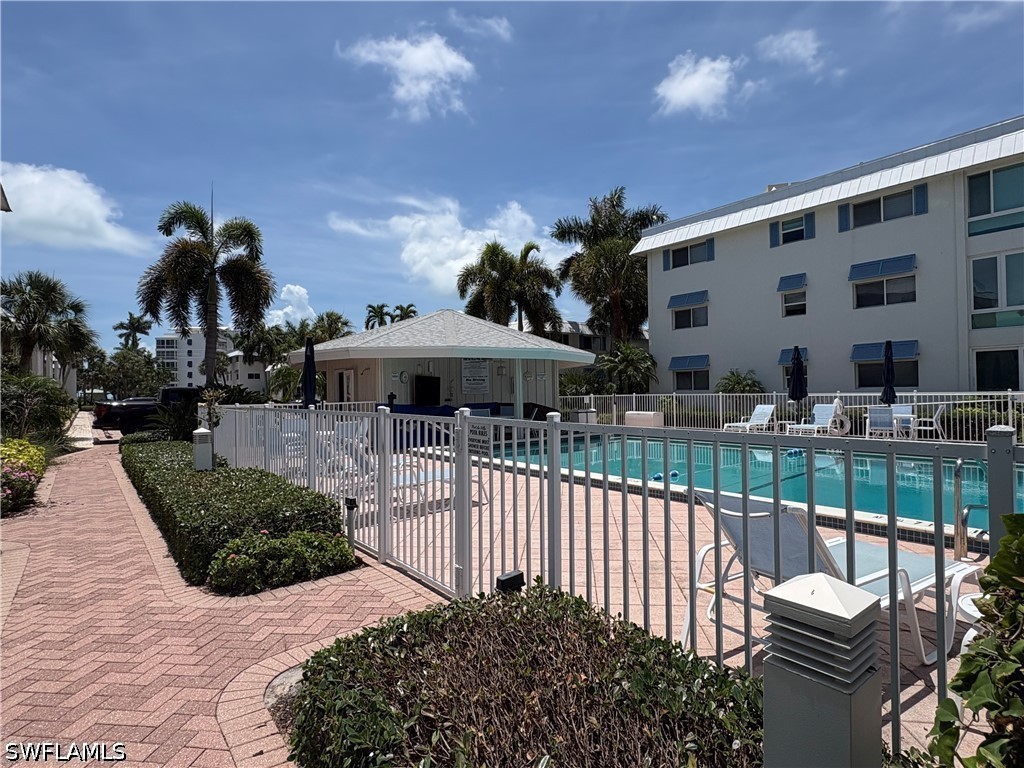 2100 Gulf Shore Boulevard N #120 Naples FL 34102 226023192 image29