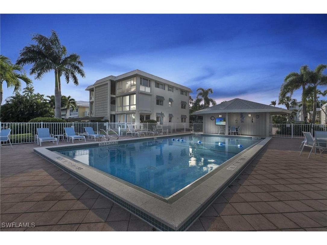 2100 Gulf Shore Boulevard N #206 Naples FL 34102 225081437 image5