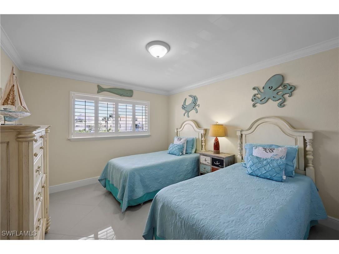 2100 Gulf Shore Boulevard N #212 Naples FL 34102 225078222 image17