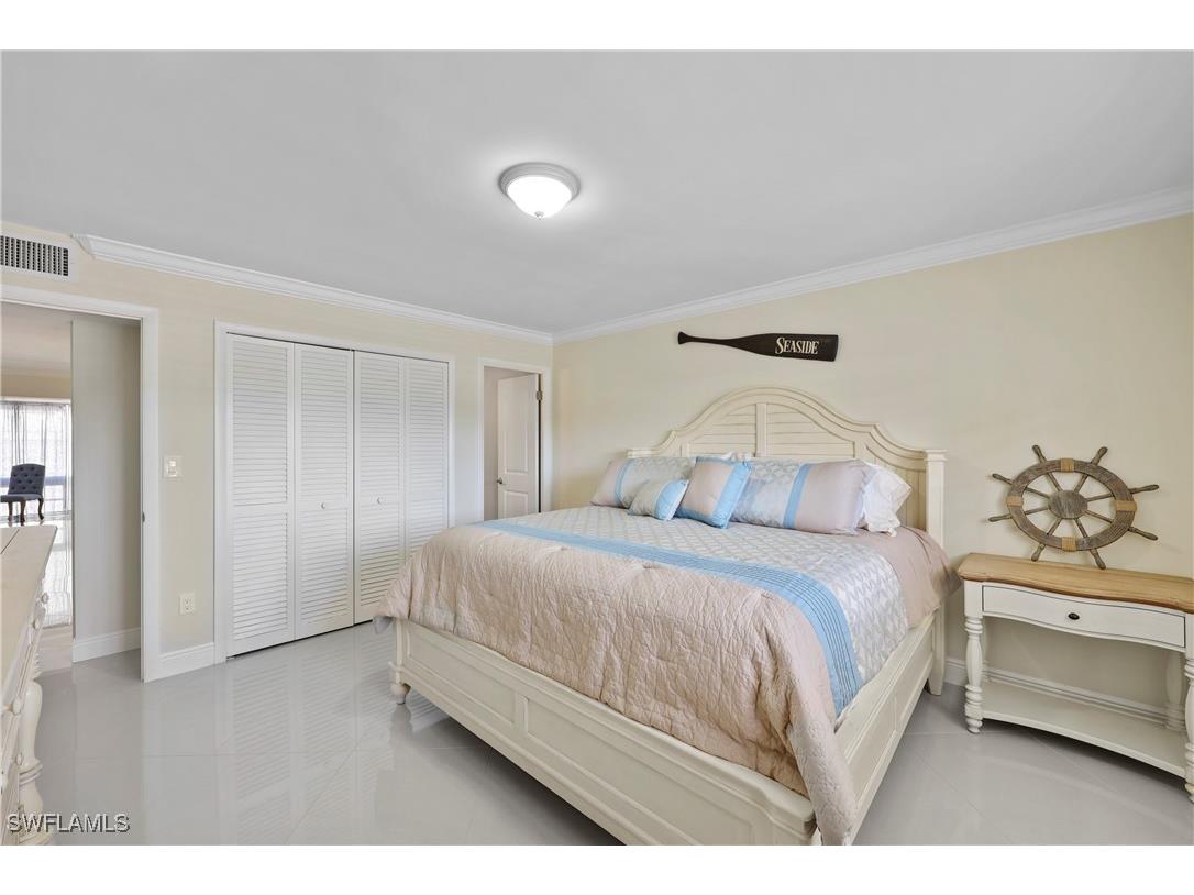 2100 Gulf Shore Boulevard N #212 Naples FL 34102 225078222 image19