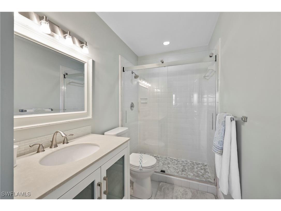 2100 Gulf Shore Boulevard N #212 Naples FL 34102 225078222 image20