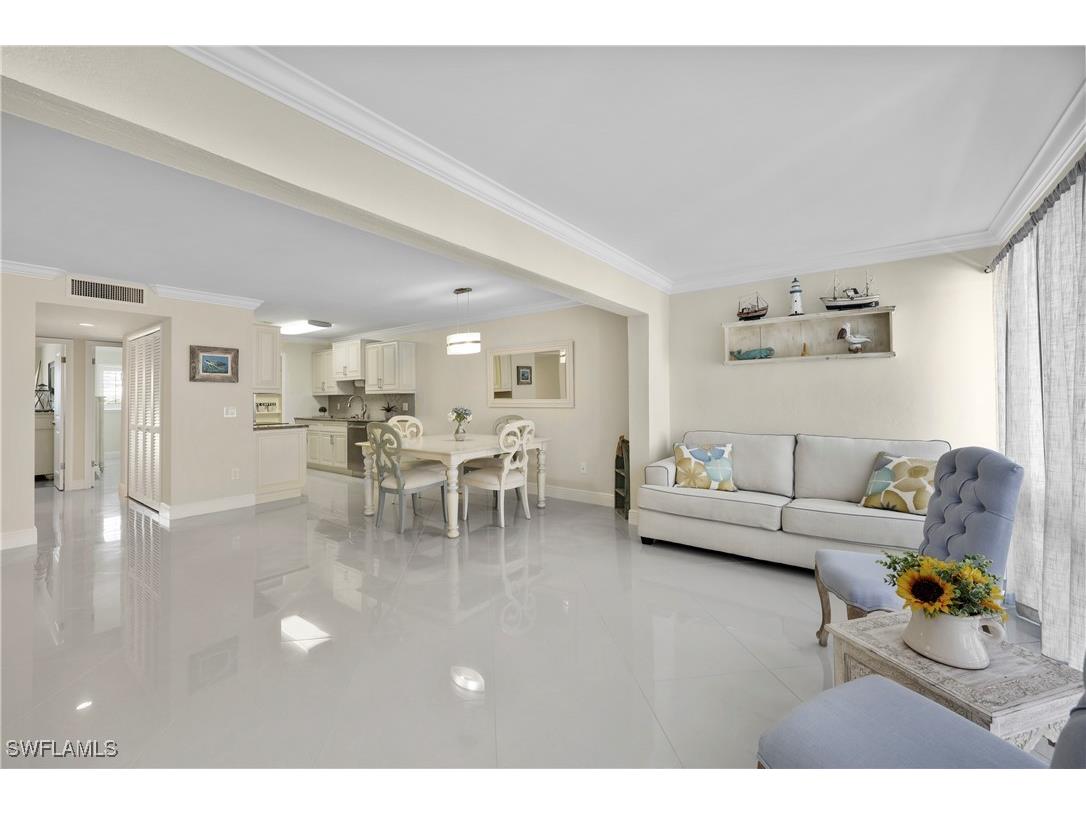 2100 Gulf Shore Boulevard N #212 Naples FL 34102 225078222 image6