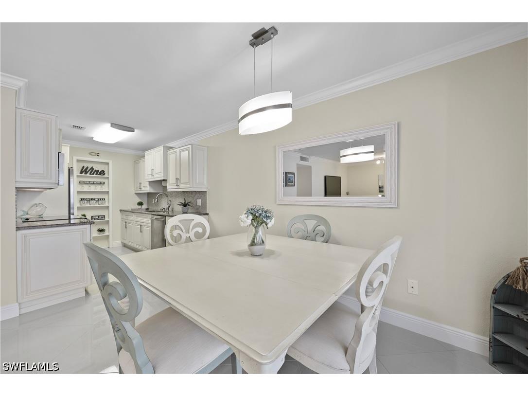 2100 Gulf Shore Boulevard N #212 Naples FL 34102 226019733 image12