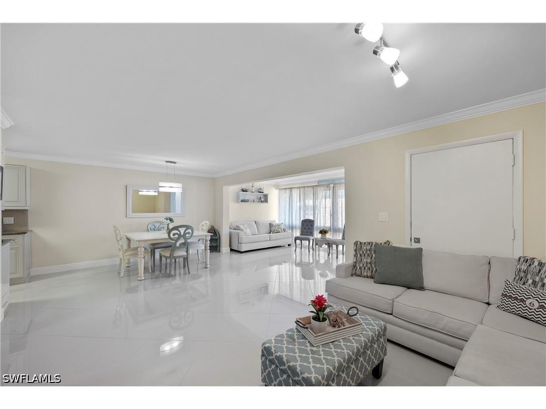 2100 Gulf Shore Boulevard N #212 Naples FL 34102 226019733 image17
