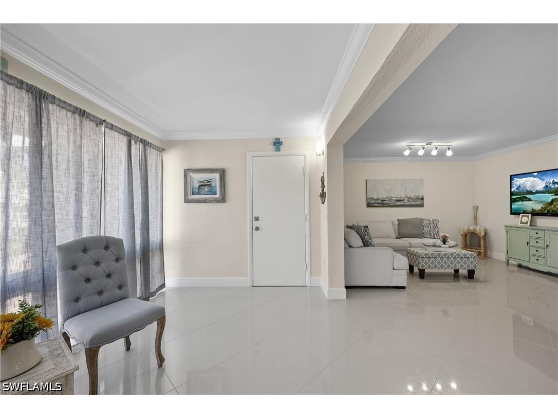 2100 Gulf Shore Boulevard N #212 Naples FL 34102 226019733 image5