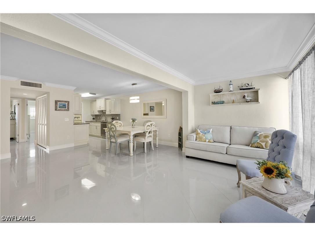 2100 Gulf Shore Boulevard N #212 Naples FL 34102 226019733 image7