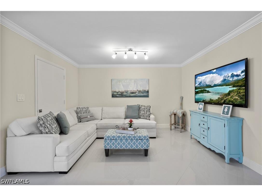 2100 Gulf Shore Boulevard N #212 Naples FL 34102 226019733 image9
