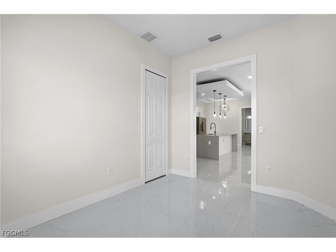 2100 NW 21st Street Cape Coral FL 33993 2025011843 image17