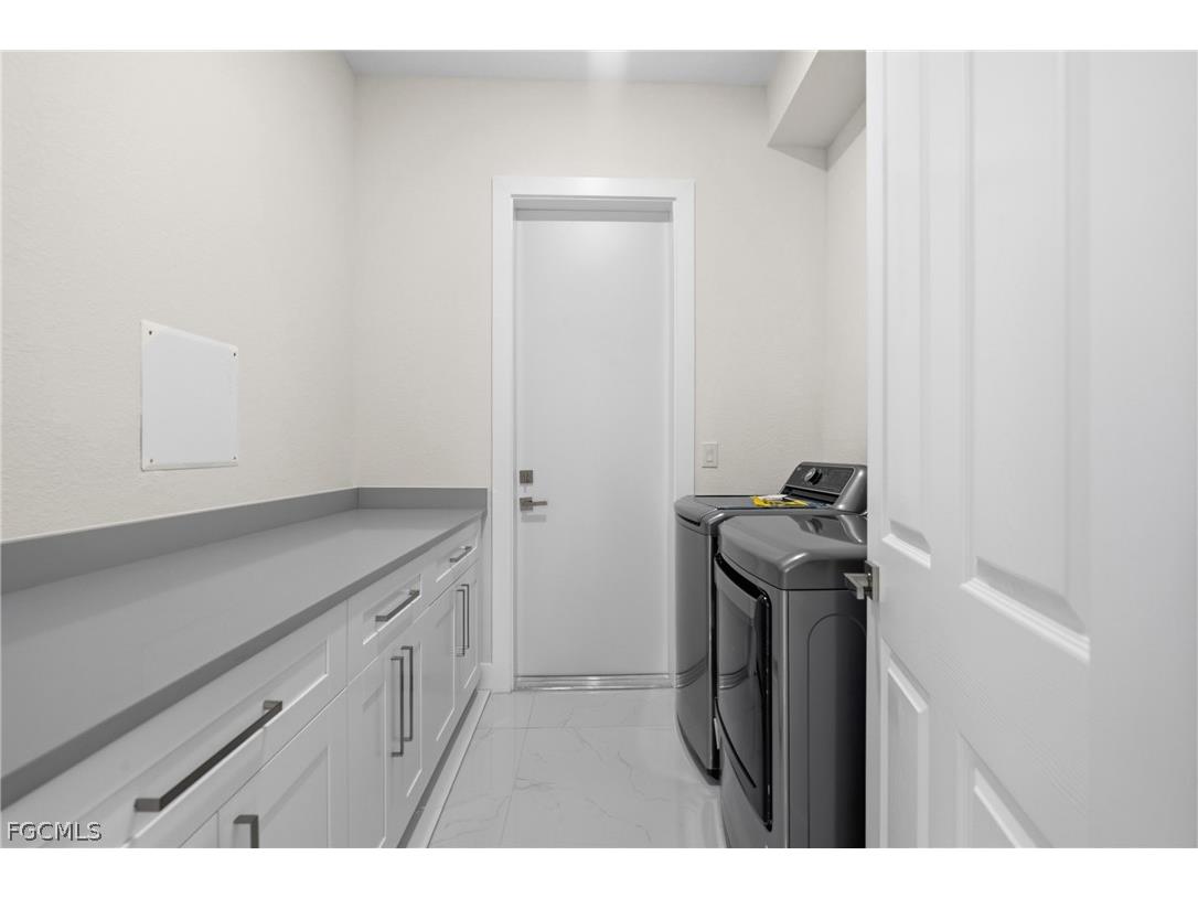 2100 NW 21st Street Cape Coral FL 33993 2025011843 image20