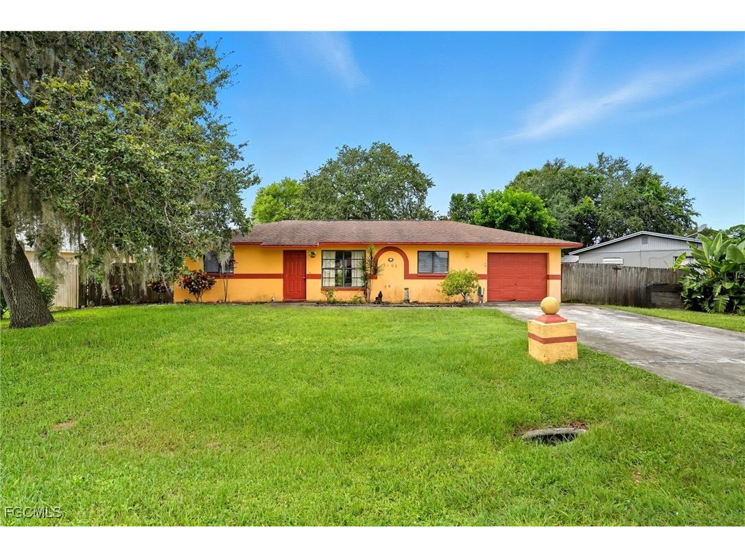 2100 Ponce Circle Fort Myers FL 33905 2025011048 image1