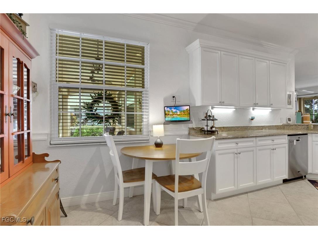 2100 Rio Nuevo Drive North Fort Myers FL 33917 2025018823 image10